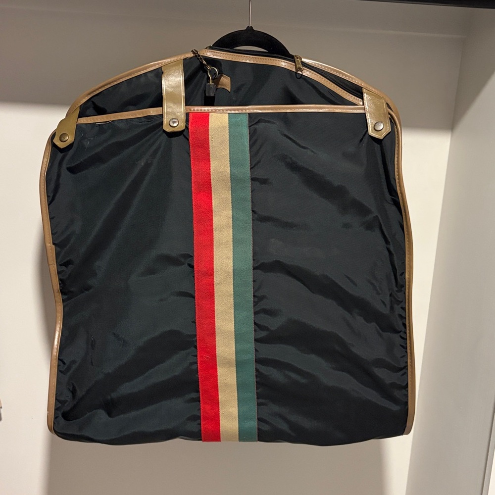 Vintage Lark Garment Bag